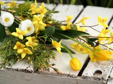 ЗЕЛЕНАЯ ТРАВА ТУЯ АКСЕССУАР ВЕТКА КРЕМОВЫЙ БУКЕТ