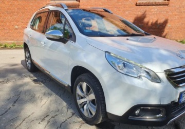 Peugeot 2008 I 2014 Peugeot 2008 Panorama Allure Serwis GetHelp 1.2 Benzyna 110KM, zdjęcie 2