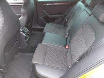 Skoda Superb III Kombi Facelifting 2.0 TSI 190KM 2021 Skoda Superb Sportline 2.0 TSI 190KM DSG FV23 2.0 Benzyna 190KM, zdjęcie 13