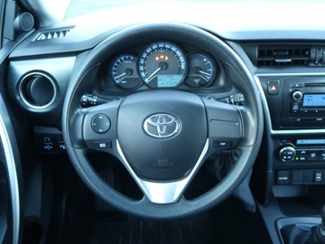 Toyota Auris II Hatchback 5d Dual VVT-i 100 99KM 2014 Toyota Auris 1.3 Dual VVT-i, Klima, Klimatronic, zdjęcie 16