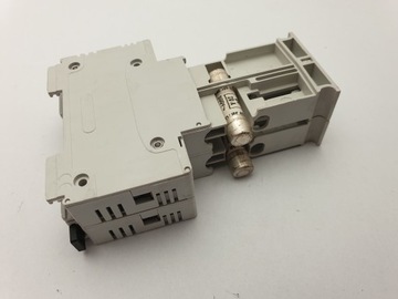 корпус предохранителя ABB E932/32 10,3x38