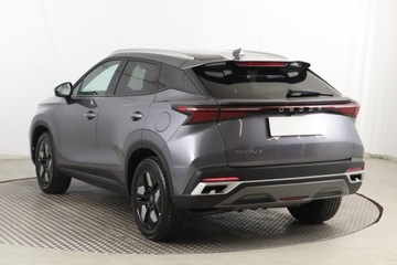 Omoda 5 1.6 T-GDI 147KM 2024 Omoda 5 1.6 T, Serwis ASO, Automat, VAT 23%, zdjęcie 3