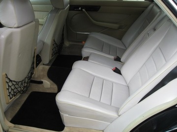 Mercedes Klasa S W126 Sedan 5.6 SEL 300KM 1988 MERCEDES W126 560 SEL , WERSJA 4-OSOBOWA , UNIKAT, zdjęcie 7