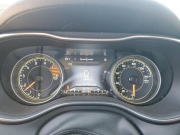 Jeep Cherokee V 2022 Jeep Cherokee 2022r., Limited, od ubezpieczalni 3.2 Benzyna 271KM, zdjęcie 10