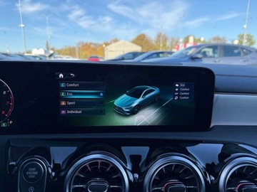 Mercedes CLA C118/X118 Coupe Facelifting 1.3 200 163KM 2024 Mercedes-Benz CLA Mercedes CLA 200 AMG Line-7G-DCT Gwarancja VAT 23 1.3, zdjęcie 18