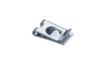 КРЕПЛЕННАЯ ПЛАСТИНА С ВИНТОМ 3.0 ДЛЯ НАКЛАДКИ БАМПЕРА КОЛЕСНОЙ АРКИ