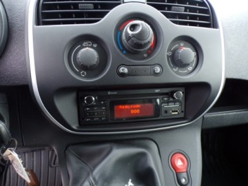 Renault Kangoo II Mikrovan Facelifting 2013 1.5 dCi 90KM 2014 RENAULT KANGO LONG DRZWI ROZSUWANE Z OBU STRON 1.5 DCI, zdjęcie 16