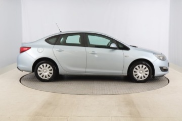 Opel Astra J Sedan 1.4 Turbo ECOTEC 140KM 2018 Opel Astra 1.4 T LPG, Salon Polska, Serwis ASO, zdjęcie 5