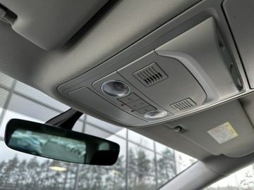 Volkswagen Sharan II Van Facelifting 2.0 TDI SCR 150KM 2018 Volkswagen Sharan Kamera, Grzane fotele, El.drzwi, zdjęcie 31