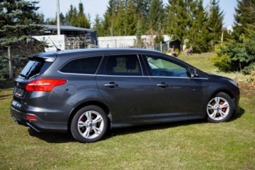 Ford Focus III Kombi Facelifting 1.0 EcoBoost 125KM 2015 Ford Focus ST-LINE Bezwypadkowy z Niemiec Ksenon Full, zdjęcie 7