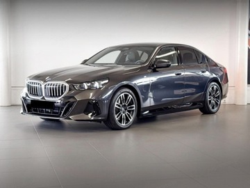 BMW Seria 5 G90-91 Touring 2.0 520d 197KM 2026 BMW Seria 5 520d xDrive M Sport 2.0 197KM