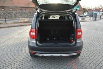 Skoda Yeti Minivan 1.4 TSI 122KM 2012 Škoda Yeti Skoda Yeti 1.4TSi 122KM Manual 2012r., zdjęcie 23