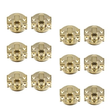 12 старинных деревянных пряжек.