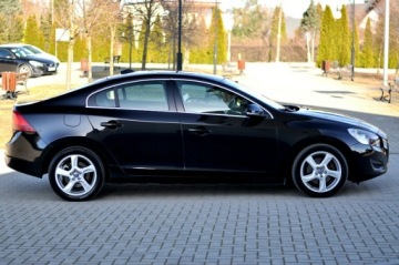 Volvo S60 II Sedan 2.0 D3 163KM 2012 Volvo S60 2.0 163 KM D3 Automat Navi Parktronik, zdjęcie 4