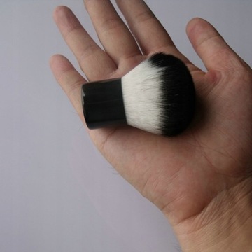 Профессиональный набор кистей для макияжа.