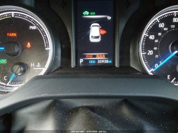 Toyota Venza 2022 Toyota Venza LE 2022 2.5l 2.5 Hybryda 176KM, zdjęcie 11