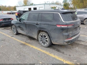 Jeep Grand Cherokee IV 2021 Jeep Grand Cherokee Overland 2021 3.6l 3.6 Benzyna 290KM, zdjęcie 3