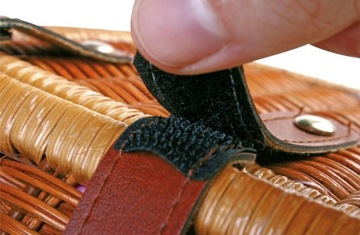 НАБОР ДЛЯ ПИКНИКА КОРЗИНА С ФАРФОРОВЫМ СОКРОВИЩЕМ