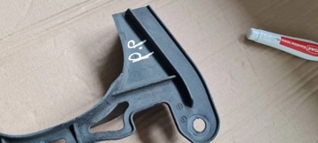 A5 8W KRYT LESK PRAVÁ 8W0863188A A4 B9