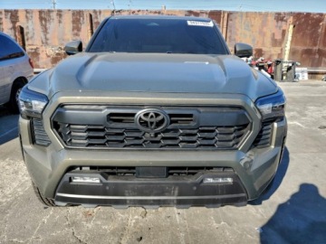 Toyota Tacoma II 2024 Toyota Tacoma Double Cab 2024 2.4 Hybryda 278KM, zdjęcie 5