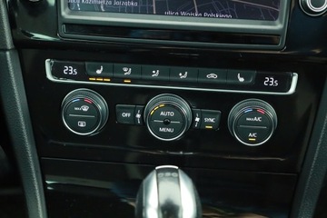 Volkswagen Golf VII R Variant 2.0 TSI BlueMotion Technology 300KM 2015 VW Golf 2.0 TSI R, Salon Polska, Serwis ASO, 4X4, zdjęcie 11