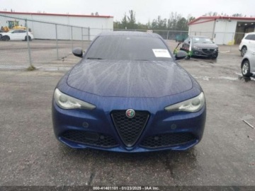 Alfa Romeo Giulia II Sedan Facelifting 2.0 Turbo 280KM 2021 Alfa Romeo Giulia 2021 2.0l 2.0 Benzyna 280KM, zdjęcie 7
