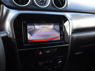 Suzuki Vitara III SUV Facelifting 1.4 BoosterJet 140KM 2019 Suzuki Vitara 1.4 BoosterJet, Salon Polska, 4X4, zdjęcie 21