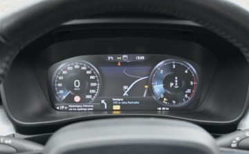 Volvo XC40 Crossover 2.0 D3 150KM 2020 Volvo XC 40 2,0 D 150 KM Geartronic Nawigacja Kamera HARMAN 2.0 Diesel, zdjęcie 31