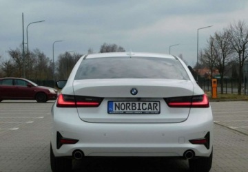 BMW Seria 3 2021 BMW Seria 3 2.0D z Gwarancja Line Shadow Model 2022r 2.0 Diesel 150KM, zdjęcie 35