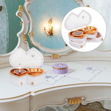 Музыкальная шкатулка с деревянным декором и двойным сердцем на свадьбу