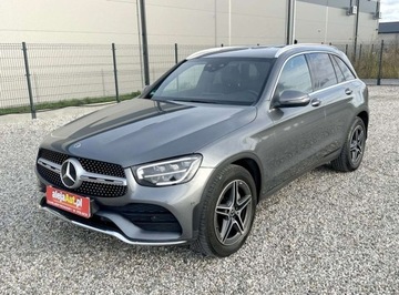 Mercedes GLC C253 2020 Mercedes-Benz GLC 4x4 GLC 2.0 BENZ 197 KM 2020r Warszawa 2.0 Benzyna, zdjęcie 2