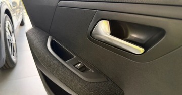 Peugeot 208 II Hatchback Facelifting 1.2 PureTech 100KM 2025 Peugeot 208 Peugeot 208 Style 100KM Nowy model Od reki Salon Mikolajczak, zdjęcie 13