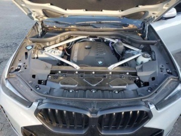 BMW X6 G06 2024 BMW X6 2024, 3.0L, 4x4, od ubezpieczalni 3.0 Benzyna 375KM, zdjęcie 10