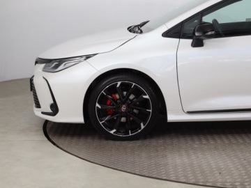 Toyota Corolla XII Sedan 1.8 Hybrid 122KM 2022 Toyota Corolla 1.8 Hybrid, Salon Polska, zdjęcie 14