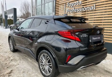 Toyota C-HR I Crossover Facelifting 2.0 Hybrid Dynamic Force 184KM 2020 Toyota C-HR Toyota C-HR 2.0 Hybrid Executive 2.0 Hybryda 184KM, zdjęcie 3