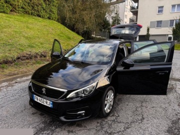 Peugeot 308 II SW Facelifting 1.2 PureTech 110KM 2018 Peugeot 308 1.2 PureTech 110 Stop &amp; Start Active 2018r, zdjęcie 1