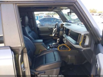 Ford Bronco VI 2023 Ford Bronco Badlands, 2023r., 4x4, 2.7L 2.7 Benzyna 315KM, zdjęcie 8