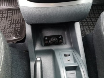 Ford C-MAX II Minivan 2.0 TDCi 140KM 2012 Ford C-Max 2.0 TDCI 140KM Klima Isofix Parktronic, zdjęcie 18