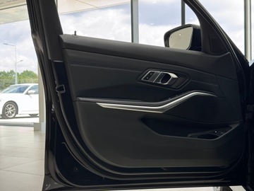 BMW Seria 3 G20-G21 Touring 2.0 330e 292KM 2021 BMW 330 e xDrive M Sport, 1 właściciel, Salon Pols, zdjęcie 10