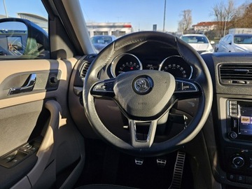 Skoda Yeti Minivan Facelifting 2.0 TDI 150KM 2015 Škoda Yeti Skoda Yeti 2,0 diesel 150KM nawigacja, zdjęcie 9