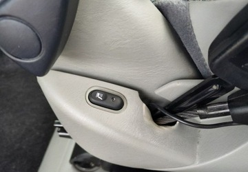 Renault Trafic II 2004 Renault Trafic Dla inwalidy Benzyna Zadbany Zarejestrowany 2.0 Benzyna, zdjęcie 34