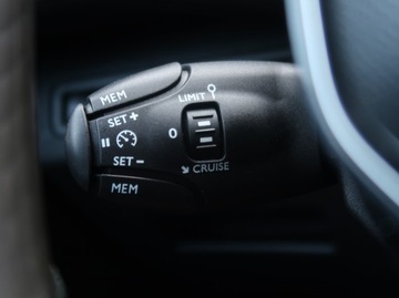 Peugeot 3008 II Crossover 1.6 BlueHDi 120KM 2017 Peugeot 3008 1.6 BlueHDi, Navi, Klima, zdjęcie 18