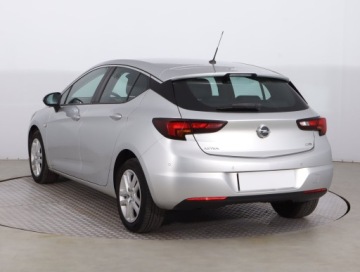 Opel Astra J GTC 1.6 CDTI Ecotec 110KM 2018 Opel Astra 1.6 CDTI, Salon Polska, Serwis ASO, zdjęcie 3