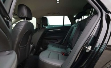 Opel Insignia II Sports Tourer 2.0 CDTI 170KM 2019 Opel Insignia Opel Insignia 2.0 Exclusive 2.0 Diesel 170KM, zdjęcie 17