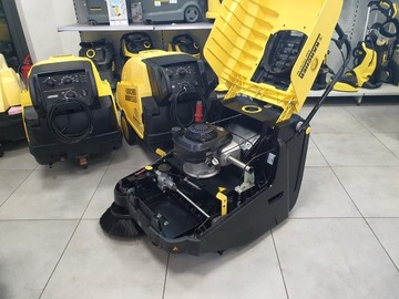 KARCHER SWEEPER KM 75/40 WG бензин / 7 тыс.