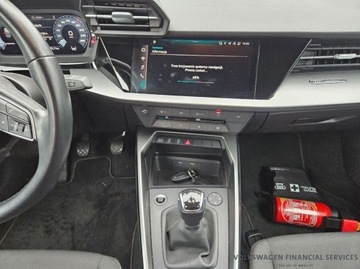 Audi A3 8Y Limousine 1.0 30 TFSI 110KM 2022 Audi A3 Limousine kamera cofania, aktywny tempomat, gwarancja do 2027 110KM, zdjęcie 7