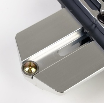 Насадка для пильного упора для резки тонких полос древесины Thin Rip.