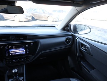 Toyota Auris II Touring Sports Facelifting 1.6 D-4D 112KM 2016 Toyota Auris 1.6 D-4D, Navi, Klima, Klimatronic, zdjęcie 7