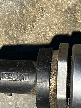 7 BMW LIŠTA PALIVOVÁ 7809128 0445214183