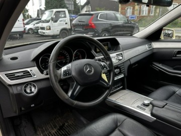 Mercedes Klasa E W212 Kombi Facelifting 200 CDI 136KM 2015 Mercedes E 260 Bluetec 7G-tronie 2015 LIFT Skóra, zdjęcie 11